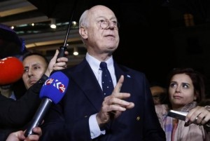U.N. mediator for Syria Staffan de Mistura gestures during a news conference on the Syrian peace talks outside President Wilson hotel in Geneva, Switzerland February 3, 2016. REUTERS/Denis Balibouse