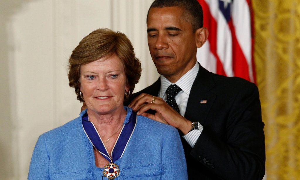 Pat Summitt receives the presidential medal of freedom from Barack Obama in May 2012. Photograph: Kevin Lamarque/Reuters