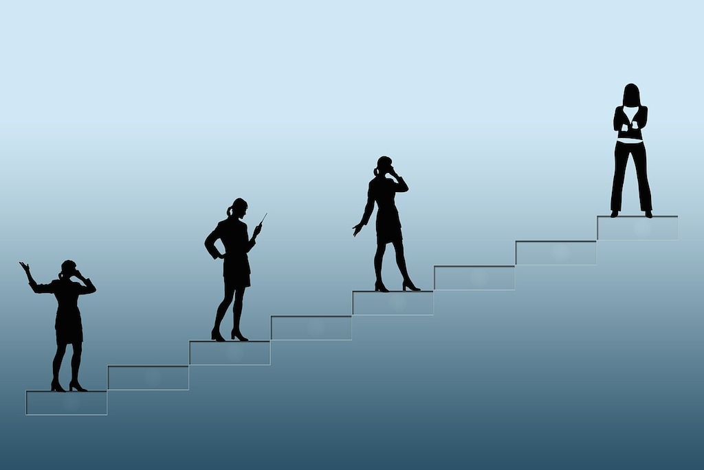 Women-Climbing-the-Success-Ladder