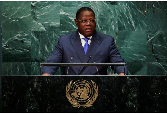 Gabon's Emmanuel Issoze-Ngondet addresses the United Nations General Assembly in the Manhattan borough of New York, U.S., September 24, 2016. REUTERS/Eduardo Munoz/File photo