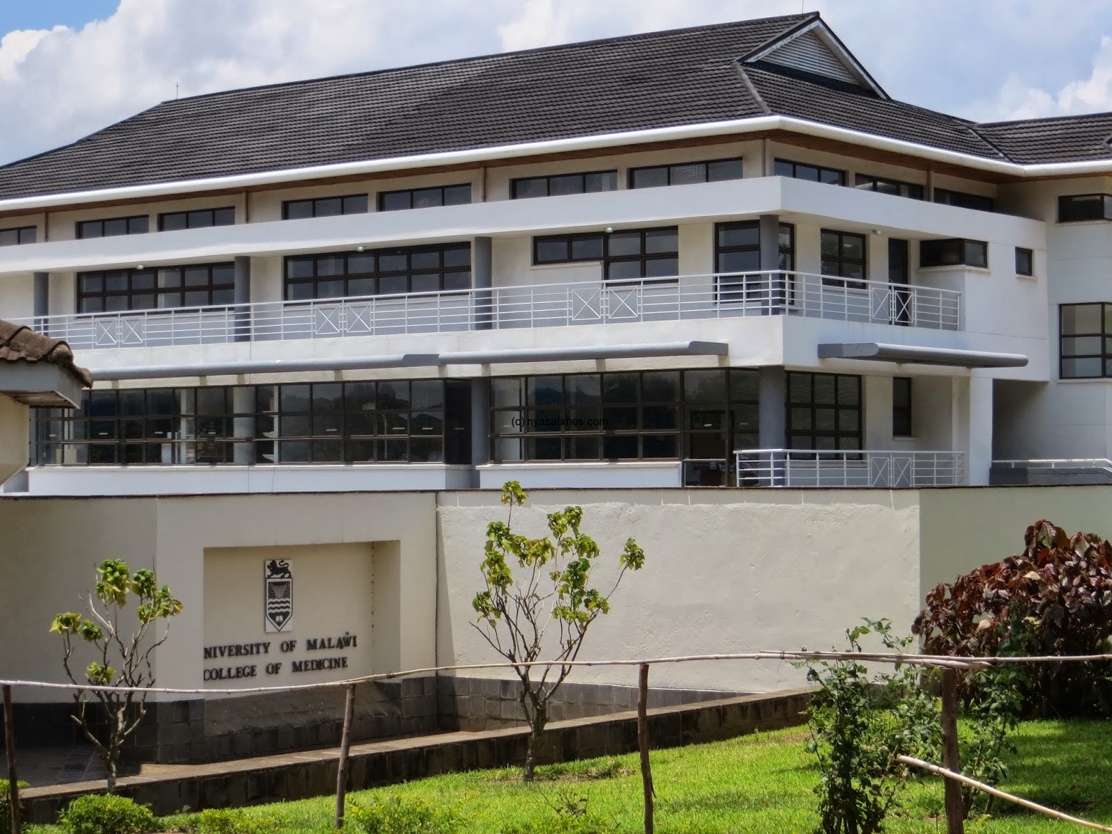 college of medicine malawi
