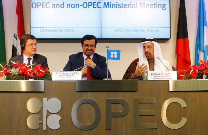 Russia's Energy Minister Alexander Novak, OPEC President Qatar's Energy Minister Mohammed bin Saleh al-Sada and Saudi Arabia's energy minister Khalid al-Falih (L-R) address a news conference after a meeting of the Organization of the Petroleum Exporting Countries (OPEC) in Vienna, Austria, December 10, 2016. REUTERS/Heinz-Peter Bader
