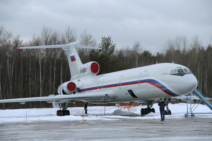 A Tupolev Tu-154 stands on the tarmac of the Chkalovsky military airport north of Moscow, Russia January 15, 2015. REUTERS/Dmitry Petrochenko