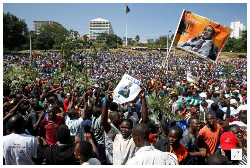 Supporters of Kenyan opposition leader Raila Odinga of the National Super Alliance (NASA) coalition gather ahead of Odinga's planned swearing-in ceremony as the President of the People's Assembly at Uhuru Park in Nairobi, Kenya January 30, 2018. REUTERS/Baz Ratner